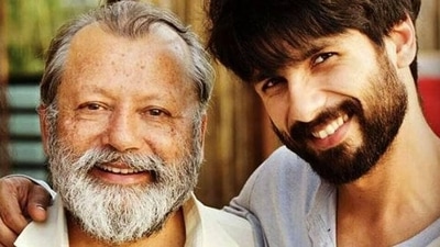 Pankaj Kapur and Shahid Kapoor appeared together in Shaandaar. They will be soon seen together in Jersey. Pankaj Kapur and Shahid Kapoor appeared together in Shaandaar. They will be soon seen together in Jersey.