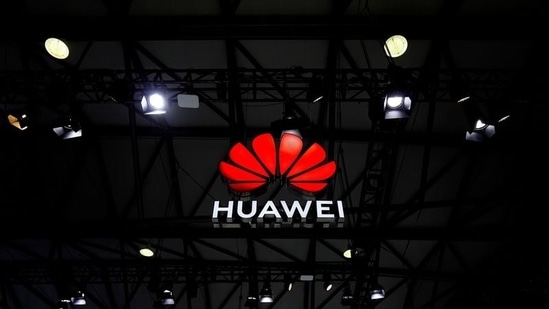 Huawei pays out $9.65 bln in dividends to current and retired staff(Reuters file photo)