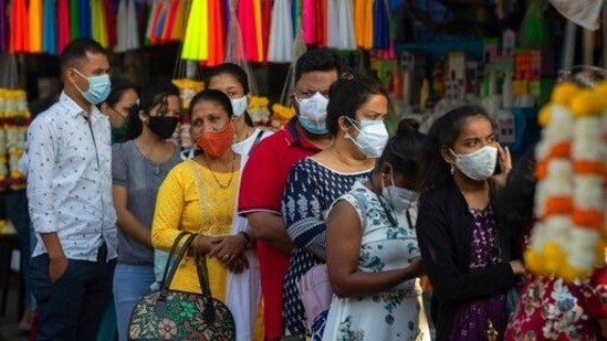 Maharashtra, Telangana and Haryana have lifted the mask mandate, while Delhi is longer imposing fine for not wearing one in public. West Bengal has lifted all curbs related to Covid-19, however the mask mandate remains.(AP) Maharashtra, Telangana and Haryana have lifted the mask mandate, while Delhi is longer imposing fine for not wearing one in public. West Bengal has lifted all curbs related to Covid-19, however the mask mandate remains.(AP)