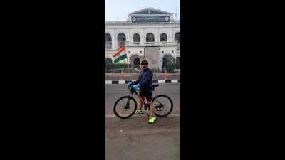 Dr Nausaran on one of his cycle expeditions. (HT) Dr Nausaran on one of his cycle expeditions. (HT)