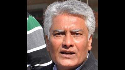 Congress leaders seek action against Sunil Jakhar for objectionable language (HT File) Congress leaders seek action against Sunil Jakhar for objectionable language (HT File)