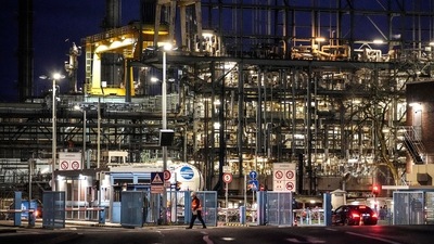 Russia is Europe's biggest oil supplier, providing 26% of EU oil imports in 2020, according to Eurostat data. (AP) Russia is Europe's biggest oil supplier, providing 26% of EU oil imports in 2020, according to Eurostat data. (AP)