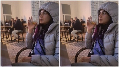 Here’s a picture of Kirti taking some time out for herself in a bar in Aqaba. (Instagram/@iamkirtikulhari)