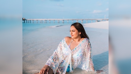 Sonakshi Sinha Is A Mermaid In Disguise In White And Blue Beachwear In The Maldives Hindustan