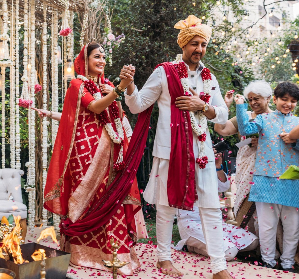 DIa Mirza wedding picture.