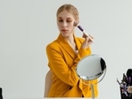 Face powders are great formulations that help your makeup wonderfully intact.&nbsp;