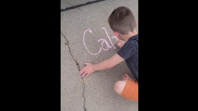 The five-year-old autistic kid can be seen writing fonts with chalk in this Instagram video. (instagram/@litttle.einstein) The five-year-old autistic kid can be seen writing fonts with chalk in this Instagram video. (instagram/@litttle.einstein)