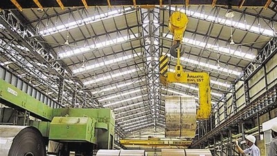 The Ministry of Finance On Thursday released its monthly economic review report for March this year, stating that the combined index of eight core industries registered a growth of 5.8 per cent in February 2022. (Representational image) The Ministry of Finance On Thursday released its monthly economic review report for March this year, stating that the combined index of eight core industries registered a growth of 5.8 per cent in February 2022. (Representational image)