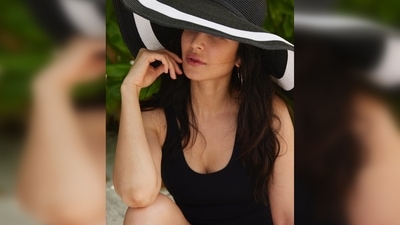 Katrina Kaif's post garnered more than nine lakh likes in just an hour and her industry friend, Vaani Kapoor left a fire emoji in the comment section. (Instagram/@katrinakaif) Katrina Kaif's post garnered more than nine lakh likes in just an hour and her industry friend, Vaani Kapoor left a fire emoji in the comment section. (Instagram/@katrinakaif)