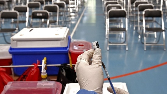 The World Health Organisation (WHO) said that the XE variant appears to be more transmissible than previous strains of the coronavirus.(AFP)
