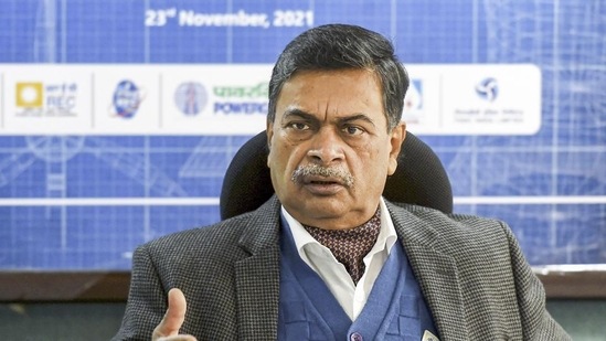 Union minister of power and new &amp; renewable energy RK Singh.(PTI)