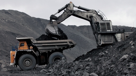 A machine loads a BelAZ dump-body truck with coal at the Chernigovsky opencast colliery, outside the town of Beryozovsky, Kemerovo region, Siberia, Russia, April 4, 2016. REUTERS/Ilya Naymushin/File Photo(REUTERS)