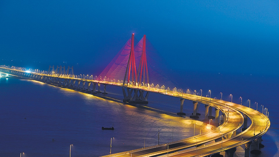 In Mumbai, around 998 buildings and 24km of road length will be affected by potential sea-level rise by 2050. (HT photo) In Mumbai, around 998 buildings and 24km of road length will be affected by potential sea-level rise by 2050. (HT photo)