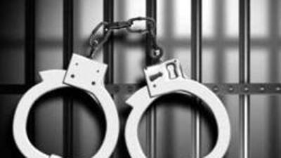 Police arrested a former Sahnewal dera employee, 4 aides arrested for staging an ED raid in Ludhiana. (HT File)