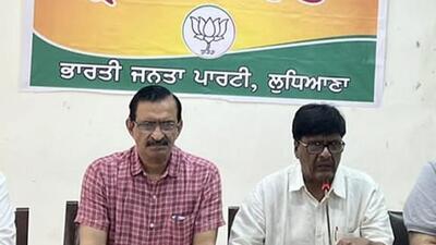 BJP leaders in Ludhiana alleged that successive Punjab governments have stalled Centre’s housing scheme for political gains. (HT Photo)