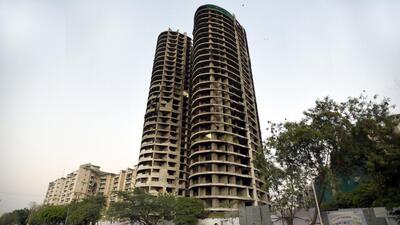 The advisory stated that all residents are required to remain inside their apartments and refrain from standing in their balconies between 2.15pm and 2.45pm on Sunday. (Sunil Ghosh/ HT Photo)
