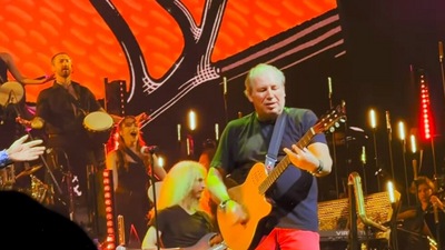 Alaya F also attended a concert by Hans Zimmer. Alaya F also attended a concert by Hans Zimmer. 