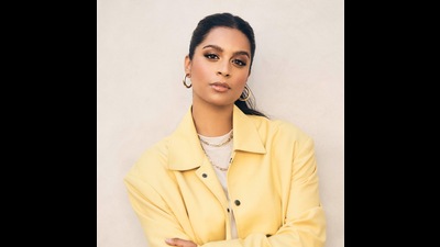 Lilly Singh (Shayan Asgharnia) Lilly Singh (Shayan Asgharnia)