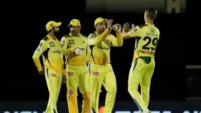 CSK players in action against PBKS. (IPL) CSK players in action against PBKS. (IPL)