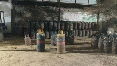 Man runs cylinder godown at his residential backyard, arrested Man runs cylinder godown at his residential backyard, arrested