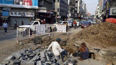 Many agencies like internet providers, mobile companies and MNGL are carrying out works in the city. (Rahul Raut/HT PHOTO)