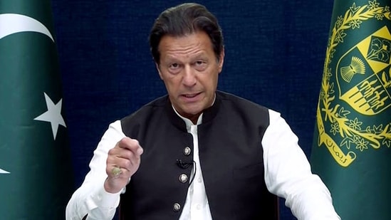 File photo of Pakistan Prime Minister Imran Khan addressing the nation in Islamabad.(ANI)
