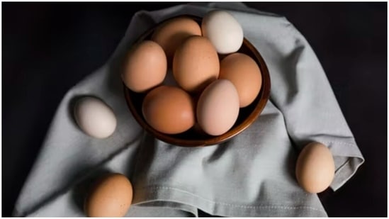 Do eggs give us high cholesterol? Nutritionist offers insights(Unsplash)