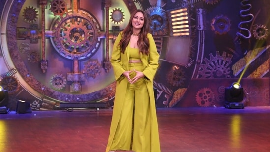 Sonakshi Sinha will be seen on The Khatra Khatra Show.