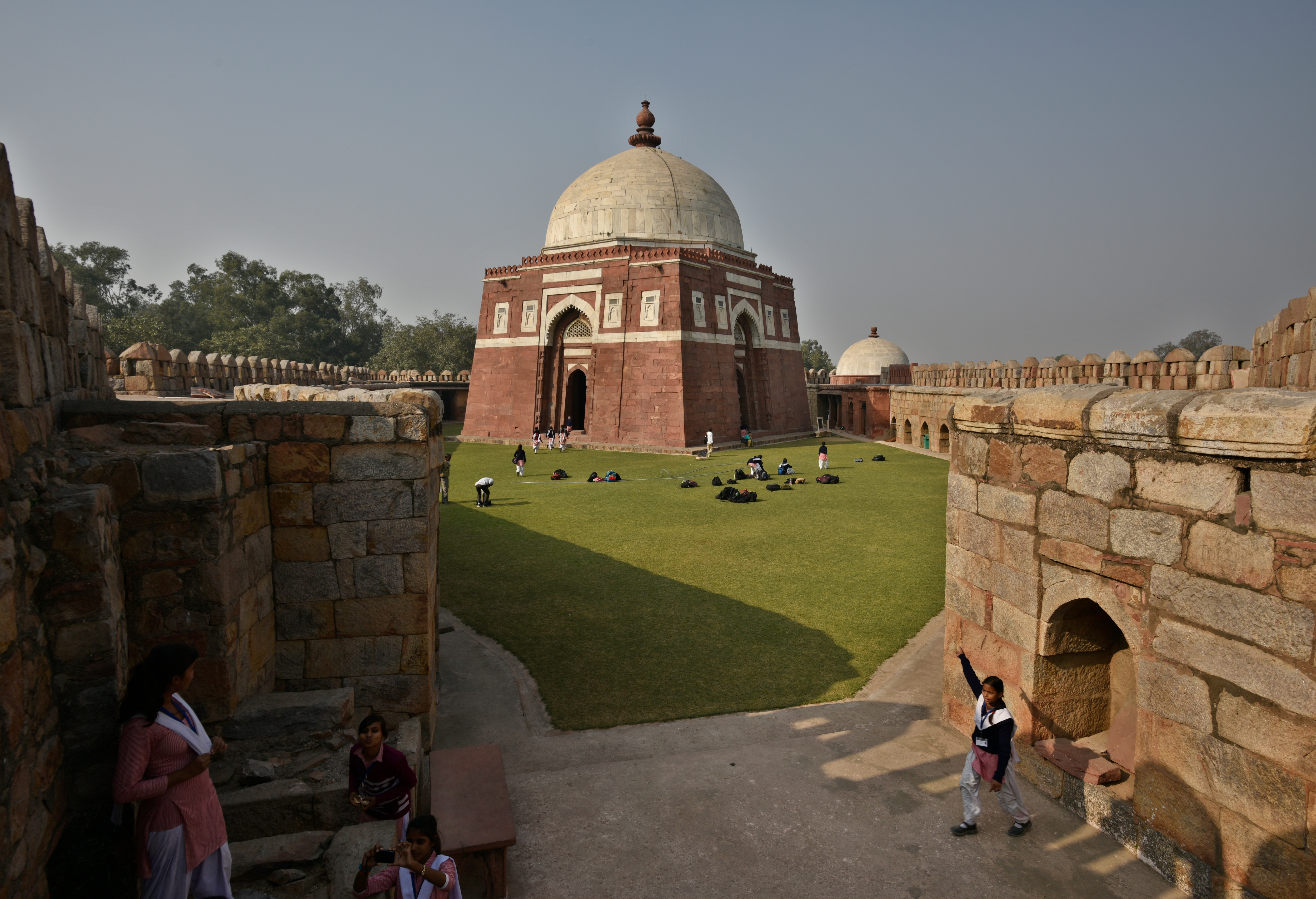 Opposite Tughlaqabad Fort’s main entrance is Ghiyas ud-Din Tughlaq’s Tomb. The founder of the Tughlaq dynasty chose this rocky site so that it would be easy to defend his dynasty (Photo:Vipin Kumar/HT) Opposite Tughlaqabad Fort’s main entrance is Ghiyas ud-Din Tughlaq’s Tomb. The founder of the Tughlaq dynasty chose this rocky site so that it would be easy to defend his dynasty (Photo:Vipin Kumar/HT)