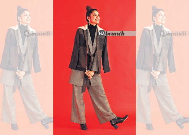 Avoid round necks, mandarin collars, or even U-shaped ones; Turtleneck, suit & jacket by APZ; Boots by Zara (Vidushi Gupta) Avoid round necks, mandarin collars, or even U-shaped ones; Turtleneck, suit & jacket by APZ; Boots by Zara (Vidushi Gupta)