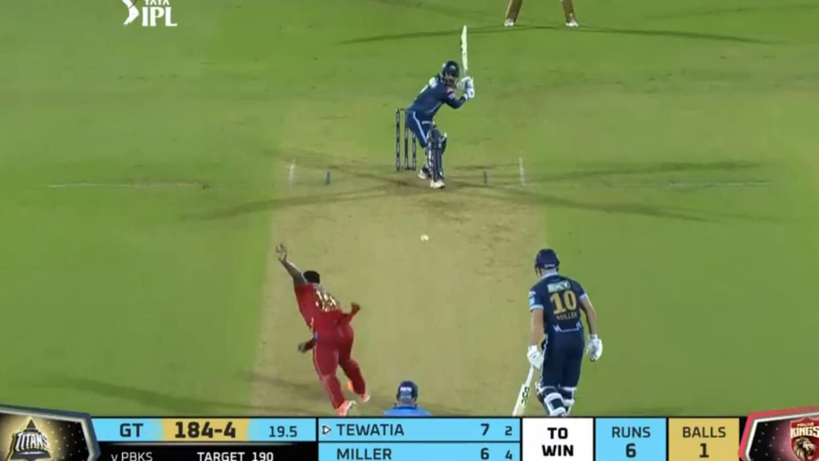 Watch 12 needed off 2 balls, Tewatia repeats Dhonis rare feat with 2 sixes Cricket