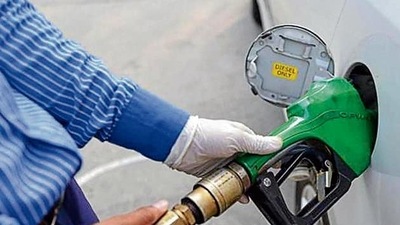 Fuel prices remain unchanged for 3 days after a constant hike (HT File)