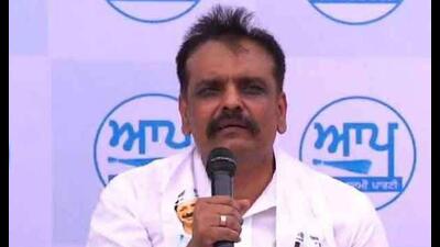 Retired inspector general (IG) of police and Aam Aadmi Party (AAP) MLA from Amritsar North Kunwar Vijay Pratap has asked his own government to replace special DGP Prabodh Kumar as Punjab intelligence chief and Arun Pal Singh as commissioner of police, Amritsar. Retired inspector general (IG) of police and Aam Aadmi Party (AAP) MLA from Amritsar North Kunwar Vijay Pratap has asked his own government to replace special DGP Prabodh Kumar as Punjab intelligence chief and Arun Pal Singh as commissioner of police, Amritsar.