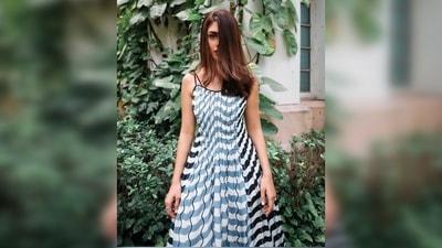 Mrunal Thakur teamed her look with black pumps from Zara. With her hair open and wearing subtle makeup, Mrunal Thakur posed for the camera. (Instagram/@mrunalthakur) Mrunal Thakur teamed her look with black pumps from Zara. With her hair open and wearing subtle makeup, Mrunal Thakur posed for the camera. (Instagram/@mrunalthakur)