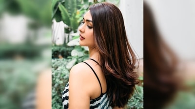 "Floating through different dimensions," Mrunal Thakur captioned her post. (Instagram/@mrunalthakur) "Floating through different dimensions," Mrunal Thakur captioned her post. (Instagram/@mrunalthakur)