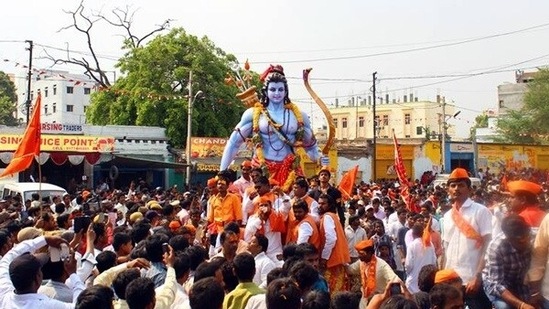 Miscreants pelt stones at a Ram Shobha Yatra in Mulbagal town. (Representative Image/Organiser)