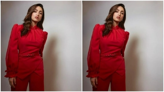Styled by fashion stylist Allia Al Rufai, Yami wore her tresses open in wavy curls and decked up in nude eyeshadow, black eyeliner, mascara-laden eyelashes, drawn eyebrows, contoured cheeks and a shade of nude lipstick.(Instagram/@yamigautam)