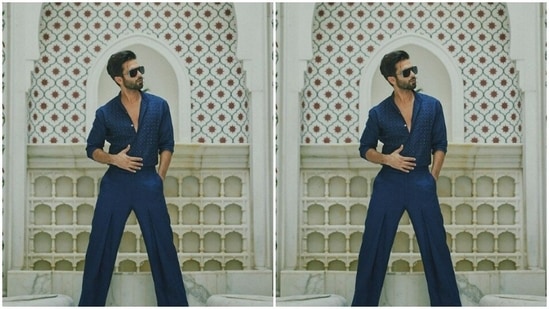 Styled by hairstylist Aalim Hakim, Shahid posed in a wet gelled hairdo and a trimmed bearded look.(Instagram/@shahidkapoor)