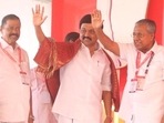 Tamil Nadu chief minister M K Stalin with his Kerala counterpart Pinarayi Vijayan at the 23rd party congress of the Communist Party of India (Marxists )on Saturday. (HT PHOTO.) Tamil Nadu chief minister M K Stalin with his Kerala counterpart Pinarayi Vijayan at the 23rd party congress of the Communist Party of India (Marxists )on Saturday. (HT PHOTO.)
