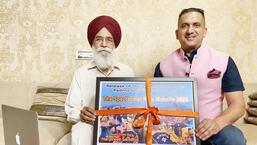 (From left) Poet Surjit Patar releasing the short film directed by Harpreet Sandhu in Ludhiana on Sunday.  (HT PHOTO)