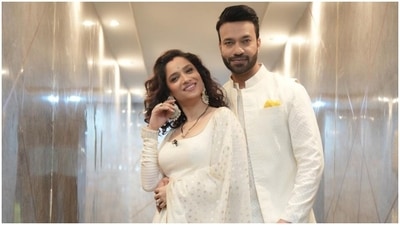 In the end, Ankita chose back-swept and side-parted open tresses styled in well-defined curls for her hairdo, and for the glam picks, she went with a glossy pink lip shade, glowing skin, mascara-adorned lashes, glowing skin and subtle eye shadow. (Instagram/@lokhandeankita) In the end, Ankita chose back-swept and side-parted open tresses styled in well-defined curls for her hairdo, and for the glam picks, she went with a glossy pink lip shade, glowing skin, mascara-adorned lashes, glowing skin and subtle eye shadow. (Instagram/@lokhandeankita)