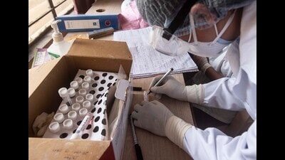 On the first day, since the government allowed precautionary doses for beneficiaries of 18 to 59 years of age, almost all private hospitals stayed away from administering the booster dose to the younger beneficiaries. (HT FILE PHOTO) On the first day, since the government allowed precautionary doses for beneficiaries of 18 to 59 years of age, almost all private hospitals stayed away from administering the booster dose to the younger beneficiaries. (HT FILE PHOTO)