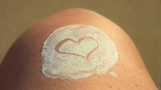 Expert tips on how to treat and manage burn scars and sun burn&nbsp;(Pixabay)