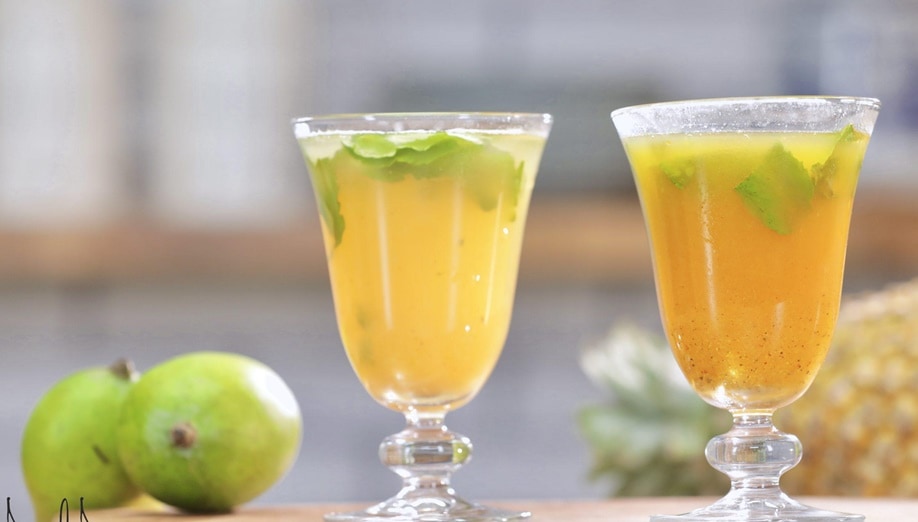 Aam panna, the summer-special drink, not only helps in quenching thirst and curing digestive issues, but is also a good source of vitamin B1 and B2, niacin and vitamin C. (Kunal Kapur)