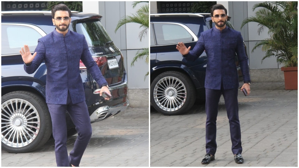 Ranveer Singh Astonished Us In A Royal Blue Suit And White Sports Shoes At  An Event 