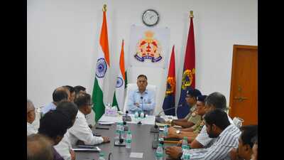 Varanasi commissioner of police Satish Ganesh in a meeting with the office-bearers of the builders’ association. (Sourced)