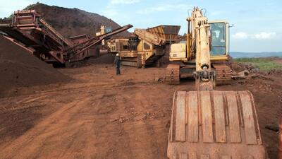 The Supreme Court on Monday sought the steel ministry’s response on pleas to lift the ban on the export of iron ore from Karnataka (Mint) The Supreme Court on Monday sought the steel ministry’s response on pleas to lift the ban on the export of iron ore from Karnataka (Mint)