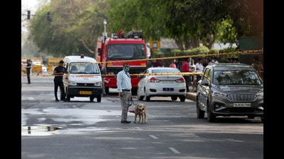 Police officials said the incident occurred around 10:45 pm on Sunday in the New MHADA colony at Mankhurd (Hindustan Times)