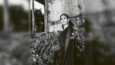 Mrunal Thakur teamed her look with a pair of pointed heels by Christian Louboutin. (Instagram/@mrunalthakur) Mrunal Thakur teamed her look with a pair of pointed heels by Christian Louboutin. (Instagram/@mrunalthakur)