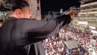 PTI leader Sheikh Ahmed addressing a rally in Pakistan's Rawalpindi. PTI leader Sheikh Ahmed addressing a rally in Pakistan's Rawalpindi.